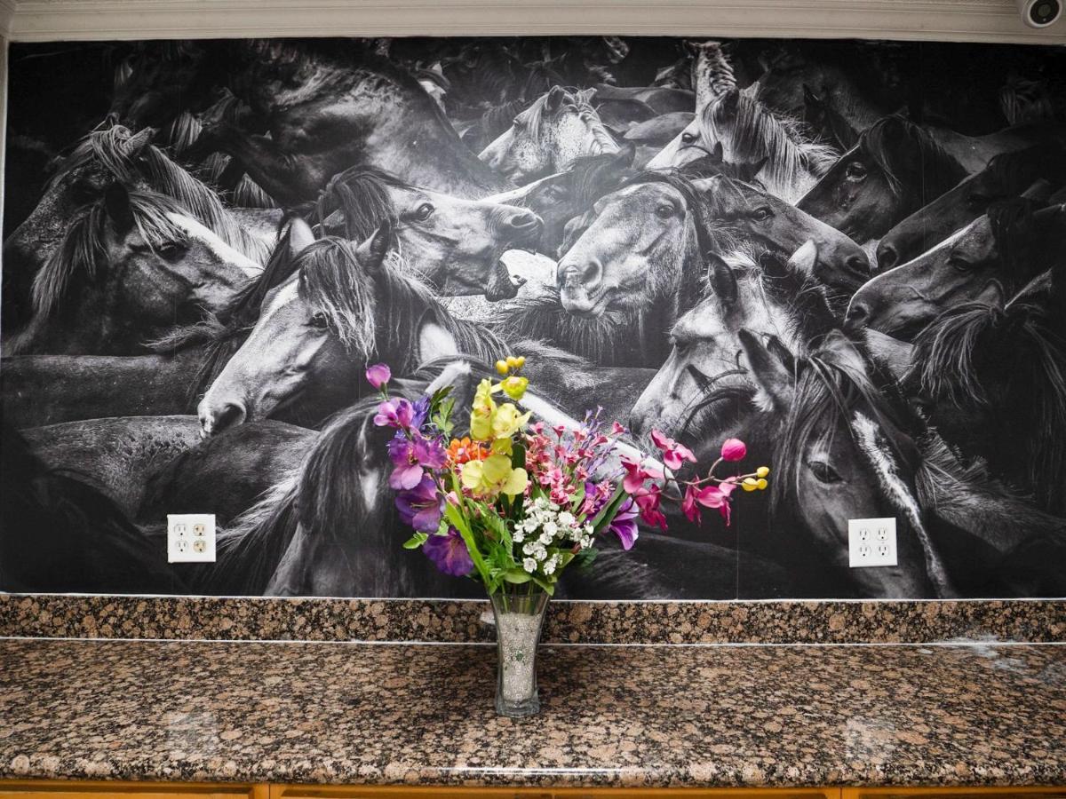 Rodeo Lodge Clovis Bagian luar foto