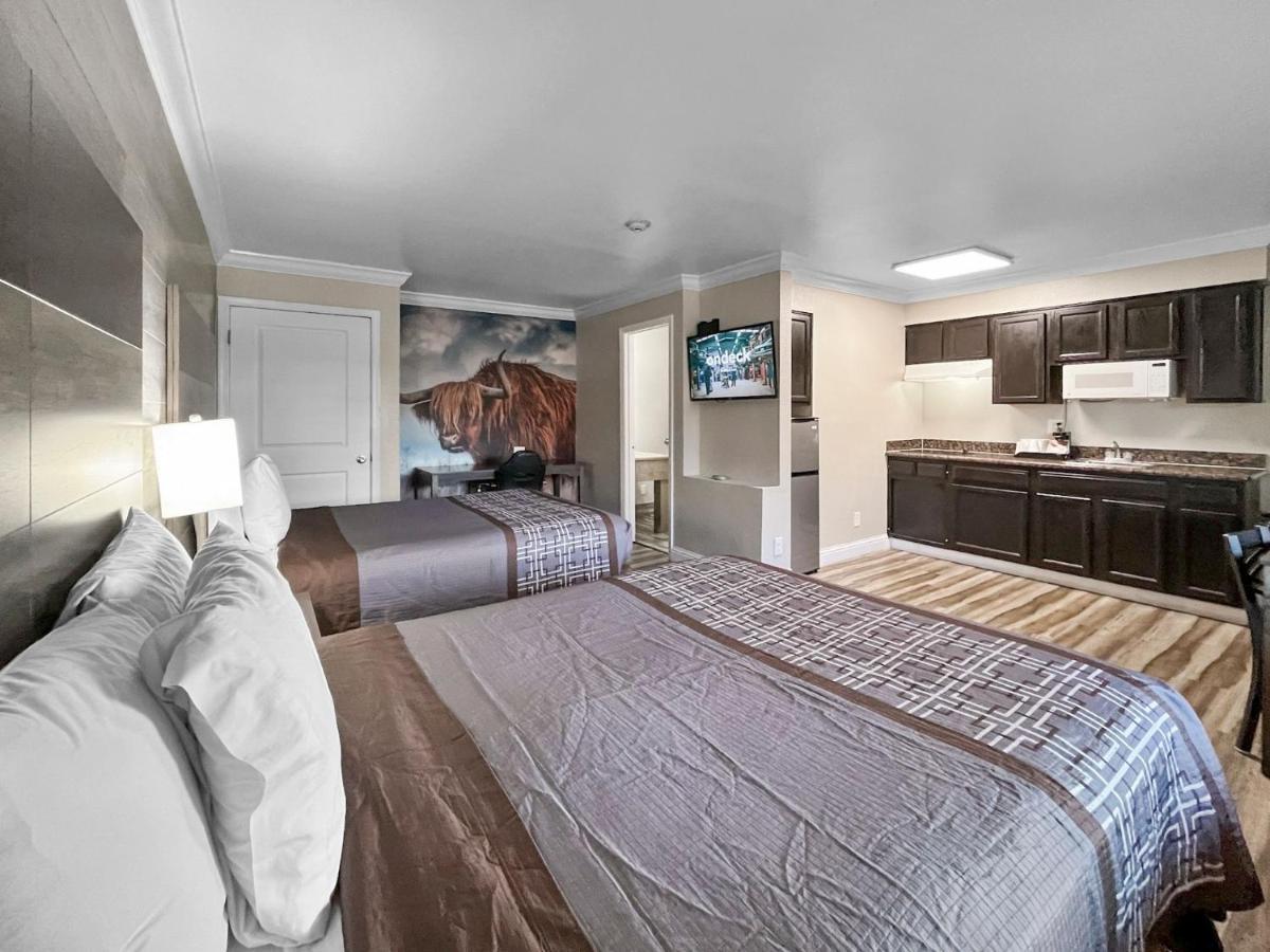 Rodeo Lodge Clovis Bagian luar foto