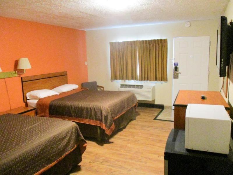 Rodeo Lodge Clovis Bagian luar foto