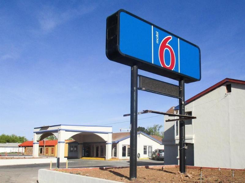 Rodeo Lodge Clovis Bagian luar foto