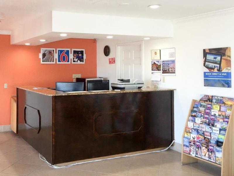 Rodeo Lodge Clovis Bagian luar foto