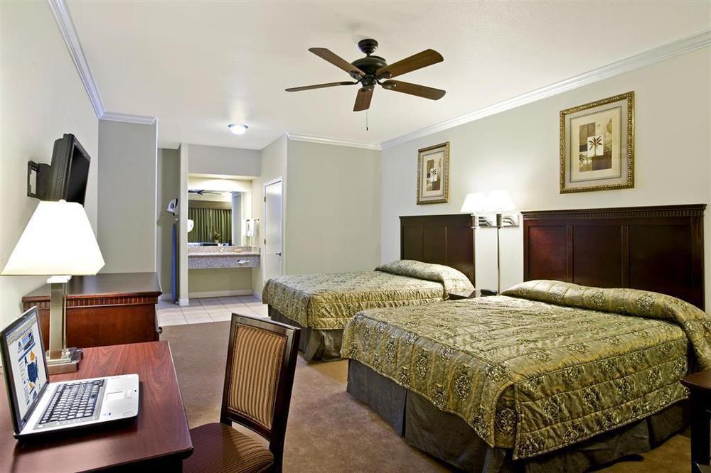 Rodeo Lodge Clovis Ruang foto